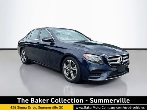 Used 2017 Mercedes-Benz E 300 4MATIC image 1