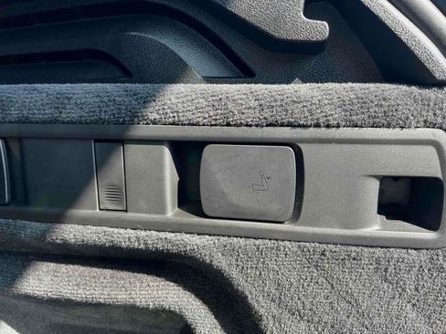 Used 2019 BMW X5 xDrive40i w/ Convenience Package image 37