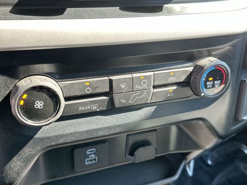 Used 2023 Ford F150 XLT image 18