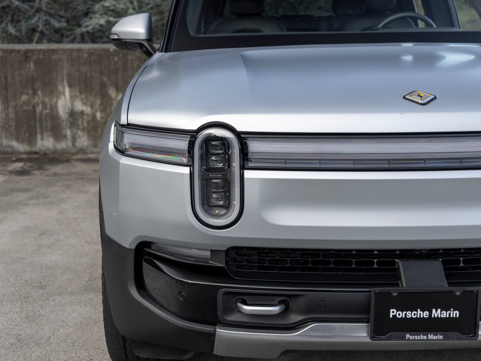Used 2025 Rivian R1S Adventure Dual AWD/4WD image 14