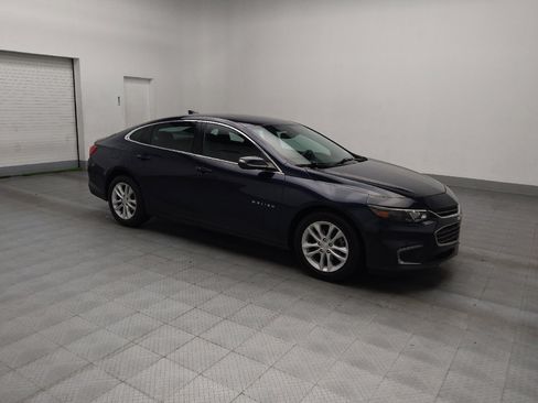 Used 2017 Chevrolet Malibu LT image 11