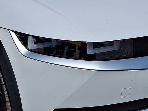 Used 2023 Hyundai Ioniq 5 SE image 11