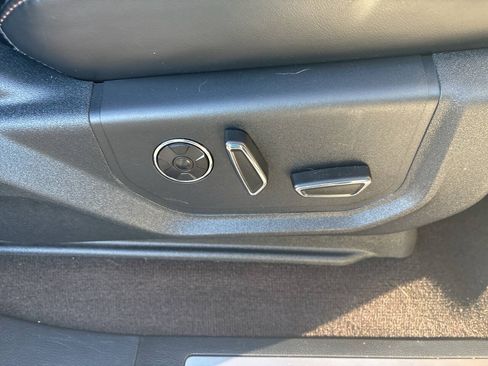 Used 2020 Ford F150 Platinum AWD/4WD image 27