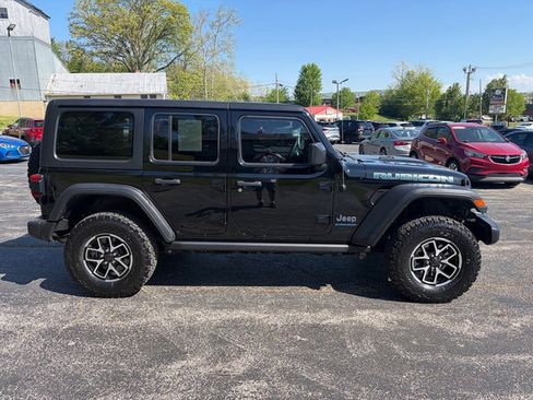 Used 2023 Jeep Wrangler Unlimited Rubicon 4xe AWD/4WD image 7