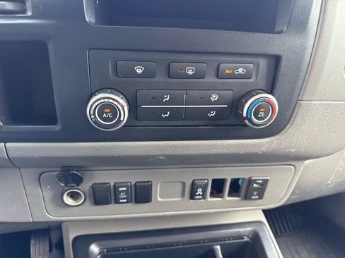 Used 2018 Nissan NV 2500 SV w/ Navigation Package RWD image 35