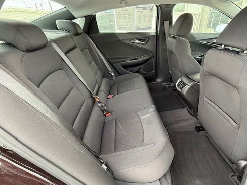 Used 2020 Chevrolet Malibu LT image 14