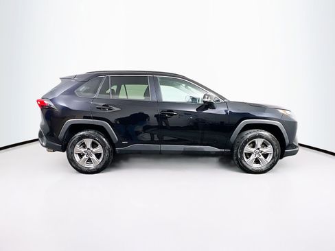 Used 2024 Toyota RAV4 XLE image 8