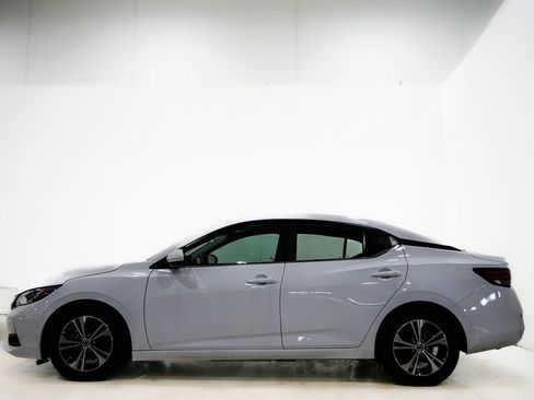 Used 2022 Nissan Sentra SV image 5