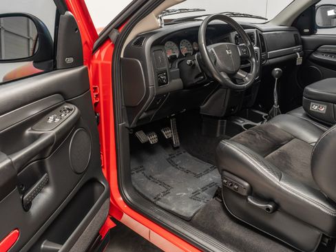 Used 2004 Dodge Ram 1500 Truck 2WD Regular Cab image 23