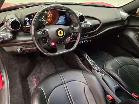 Used 2020 Ferrari F8 Tributo image 19
