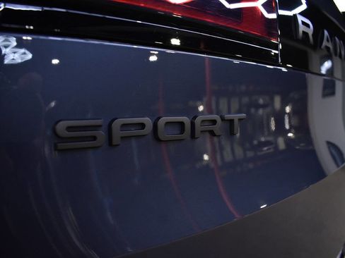 Used 2023 Land Rover Range Rover Sport SE Dynamic image 13