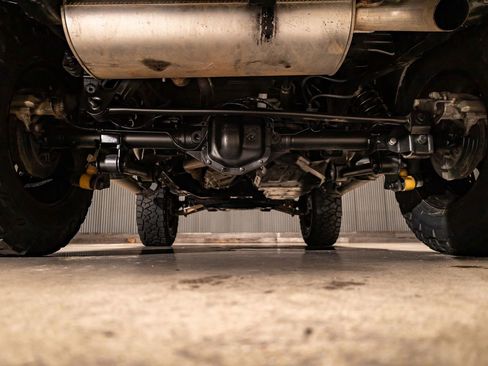 Used 2022 Ford Bronco Wildtrak image 14