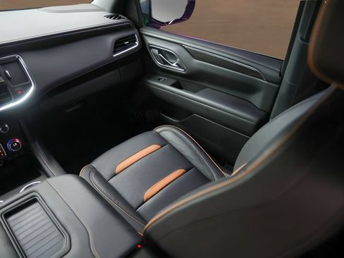 Used 2023 GMC Yukon XL AT4 w/ LPO, Floor Liner Package AWD/4WD image 28