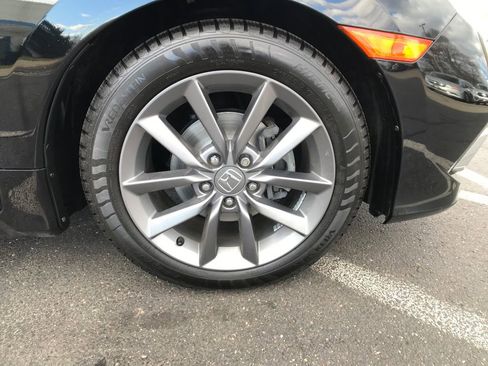 Used 2019 Honda Civic EX-L image 5