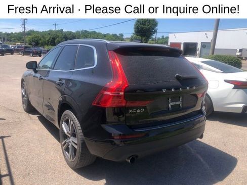 Used 2019 Volvo XC60 T5 Momentum w/ Multimedia Package AWD/4WD image 3