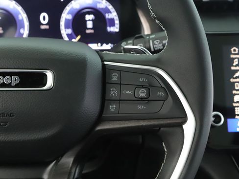 New 2026 Jeep Grand Cherokee Limited w/ Limited Altitude Package image 7