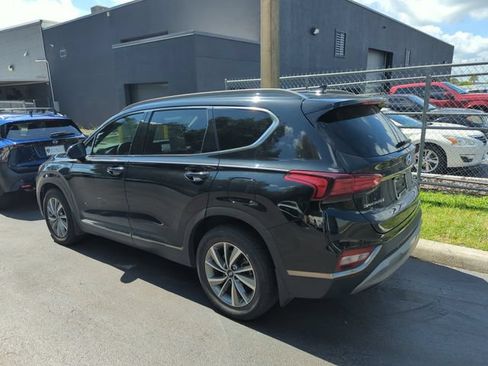 Used 2019 Hyundai Santa Fe SEL FWD image 3
