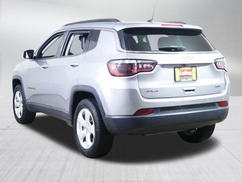 Used 2018 Jeep Compass Latitude w/ Popular Equipment Group image 5