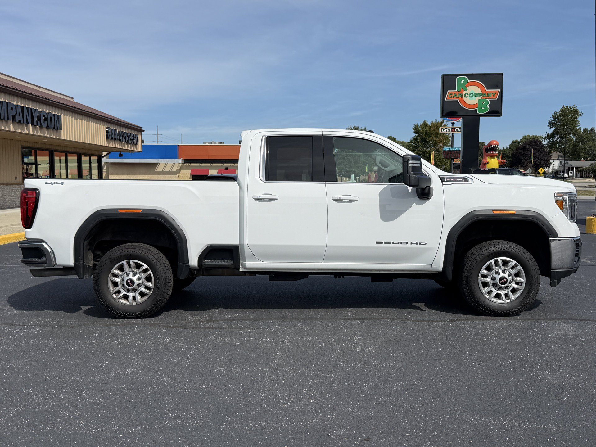 Used 2022 GMC Sierra 2500 SLE w/ SLE Convenience Package AWD/4WD image 9