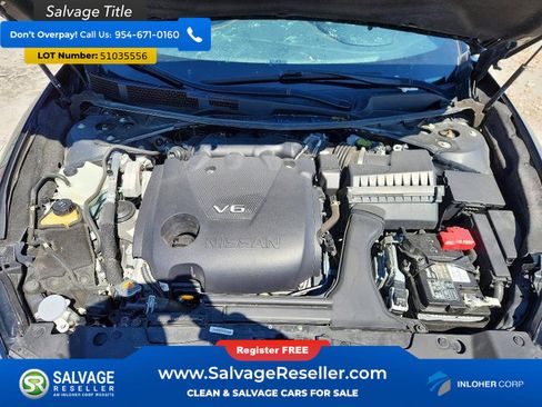 Used 2021 Nissan Maxima SR w/ Sport Mat Group FWD image 15