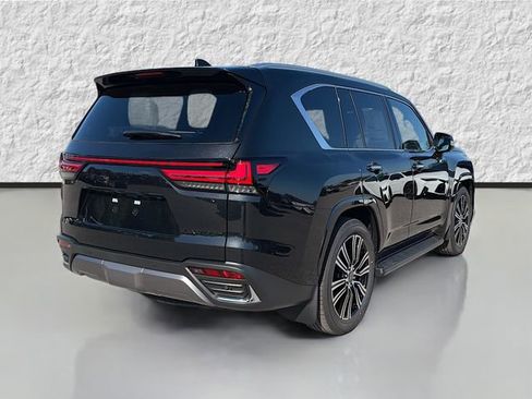 New 2026 Lexus LX 700h Luxury image 3