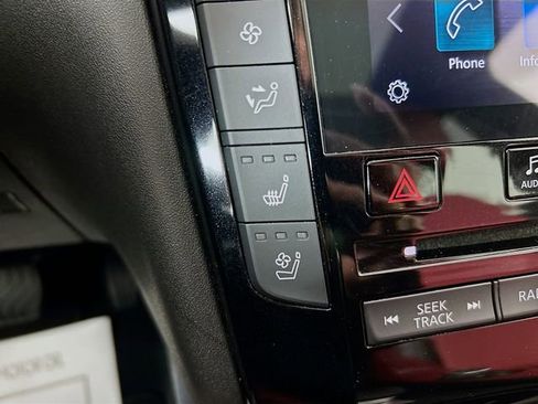 Used 2023 INFINITI QX50 Sport AWD/4WD image 23