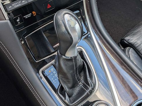 Used 2015 INFINITI Q50 AWD w/ Technology Package image 31