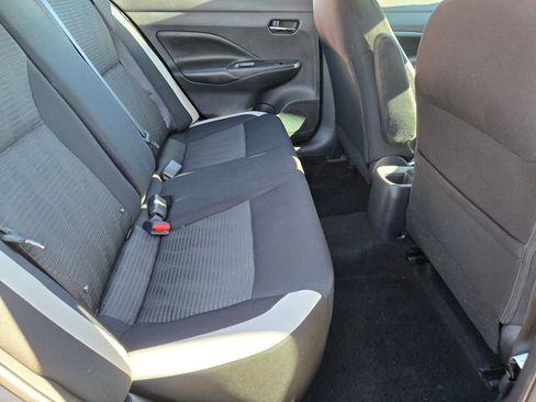 Used 2020 Nissan Versa SV FWD image 18