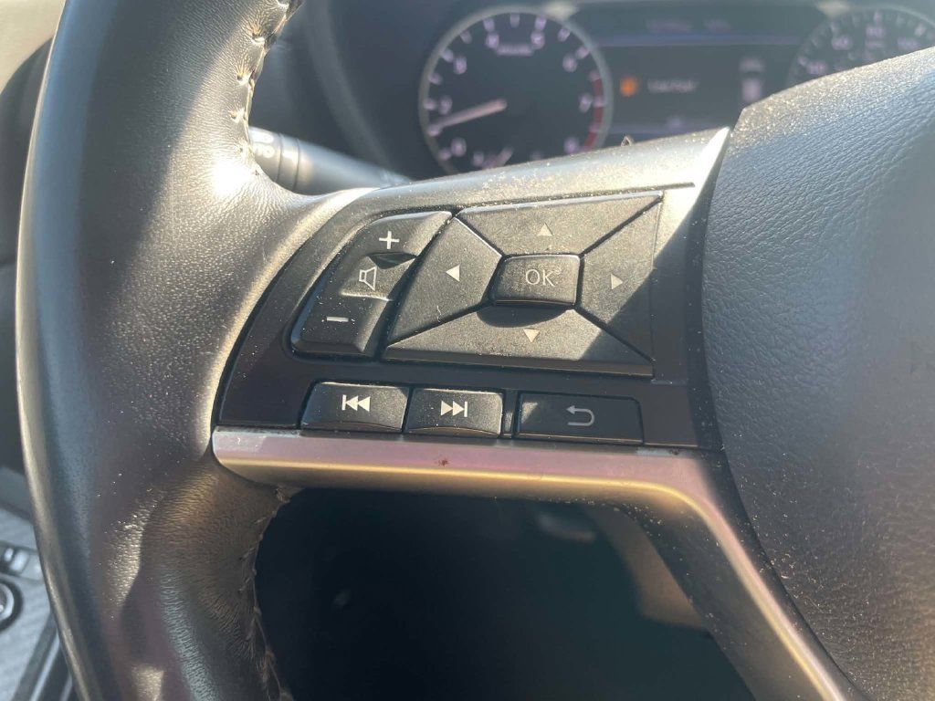 Used 2024 Nissan Sentra SV FWD image 13