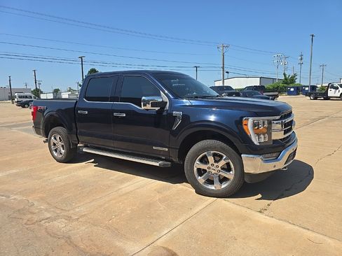 Used 2022 Ford F150 Lariat AWD/4WD image 2
