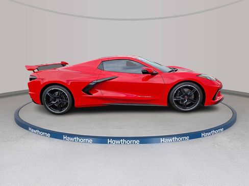 Used 2024 Chevrolet Corvette Stingray Premium Conv w/ Z51 Performance Package RWD image 7