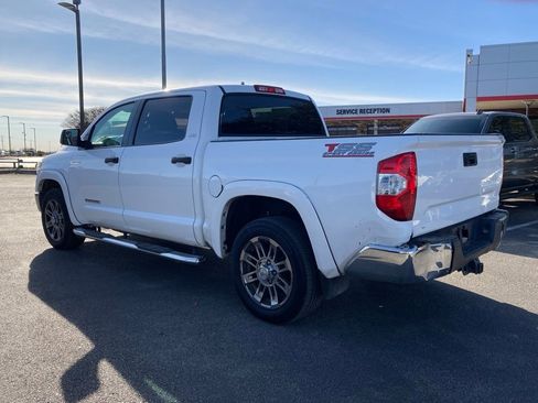 Used 2015 Toyota Tundra SR5 image 6