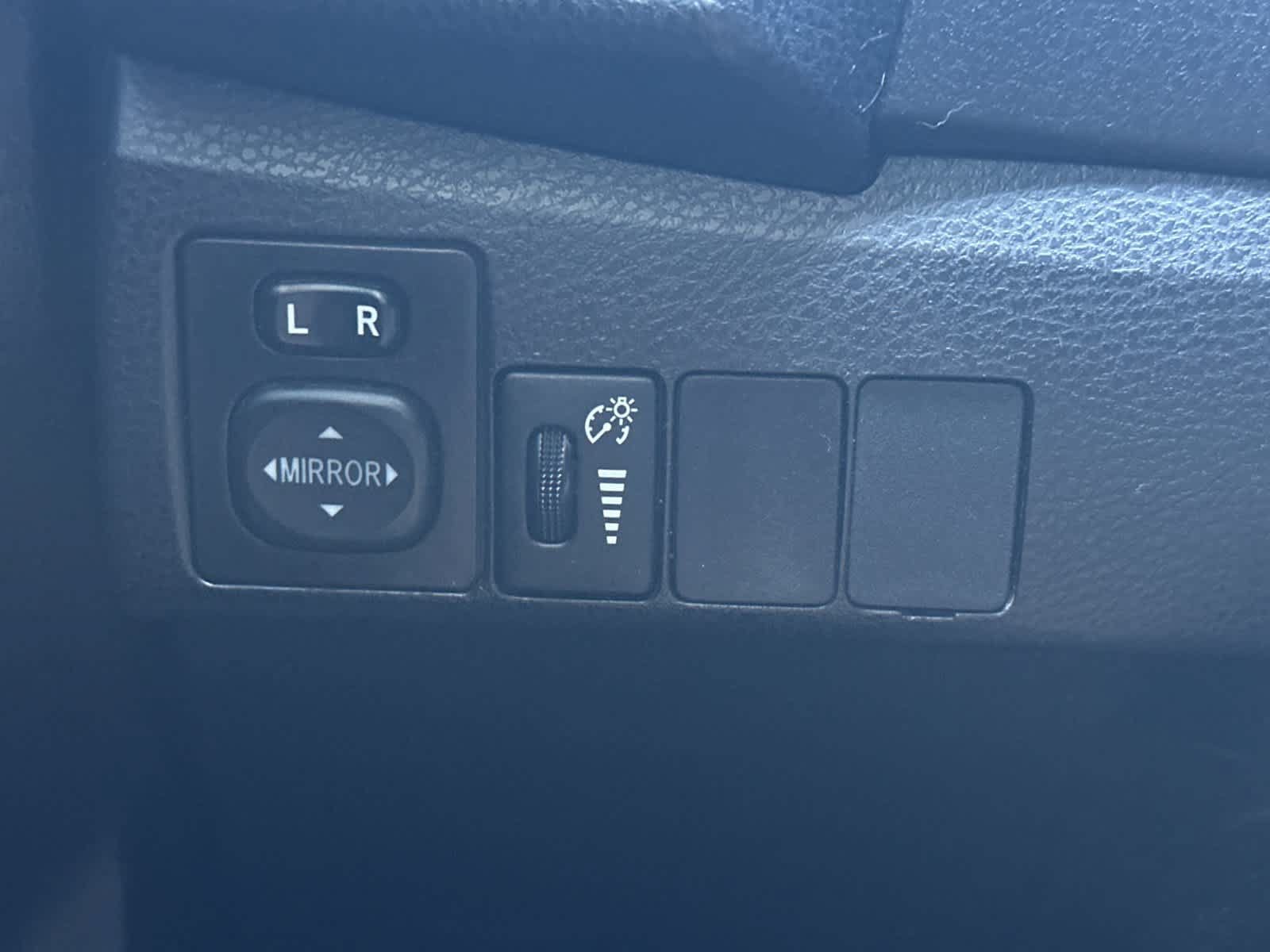 Used 2014 Toyota Corolla S FWD image 26