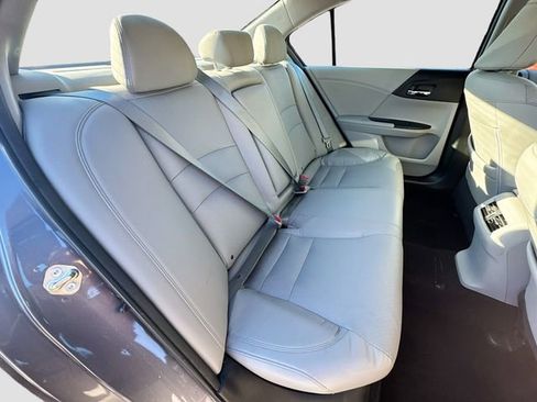 Used 2016 Honda Accord EX-L image 29