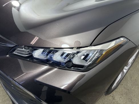 Used 2019 Toyota Avalon XLE image 28