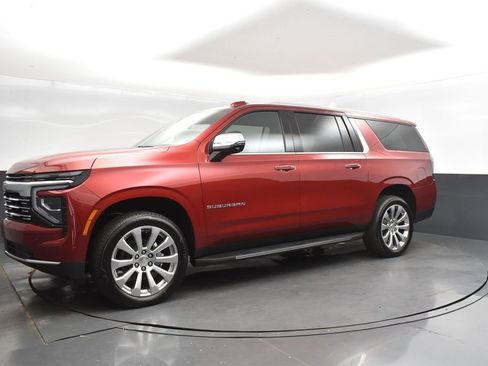 New 2025 Chevrolet Suburban Premier image 3