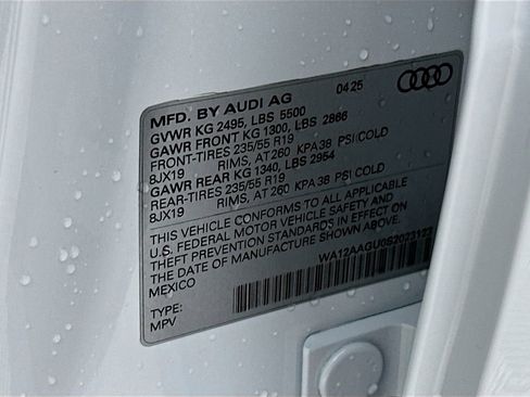 Used 2025 Audi Q5 Premium Plus AWD/4WD image 27