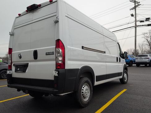 New 2026 RAM ProMaster 2500 FWD image 4