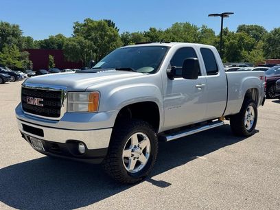 Used 2011 GMC Sierra 2500 SLT w/ Suspension Package, Off-Road