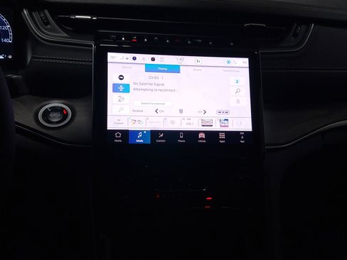 New 2025 Jeep Grand Cherokee L Limited w/ Trailer Tow Package image 20