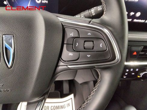 Used 2025 Buick Encore GX Preferred image 13