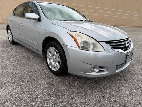 Used 2012 Nissan Altima 2.5 S FWD image 3