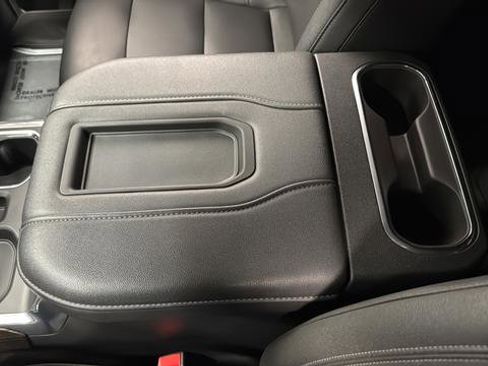 Used 2022 Chevrolet Silverado 1500 LT Trail Boss w/ LT Trail Boss Premium Package AWD/4WD image 19