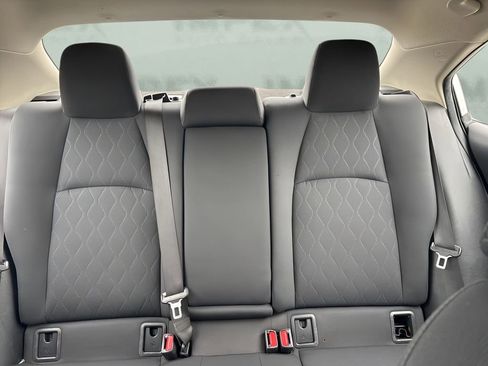 Used 2020 Toyota Corolla LE FWD image 10