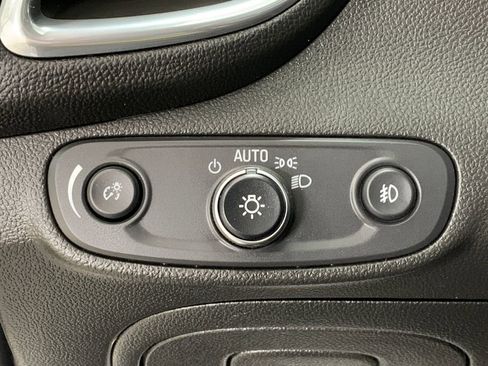 Used 2020 Chevrolet Trax Premier w/ LPO, Cargo Package image 25