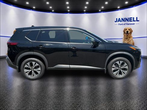 Used 2021 Nissan Rogue SV AWD/4WD image 4