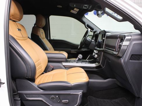 Used 2022 Ford F150 Platinum image 36