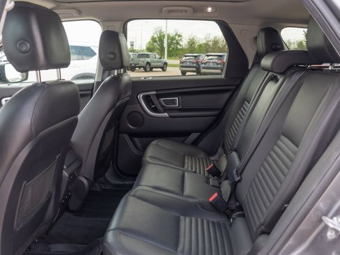 Used 2017 Land Rover Discovery Sport HSE Luxury AWD/4WD image 16