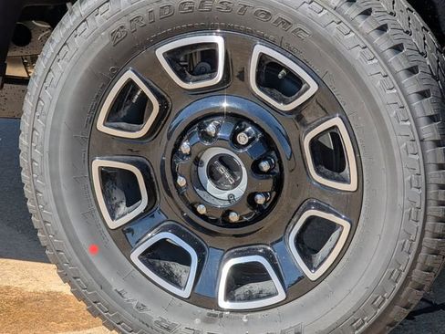 New 2026 Ford F350 Platinum image 38