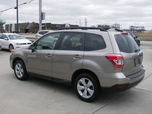 Used 2016 Subaru Forester 2.5i Premium w/ Popular Package #1 image 9